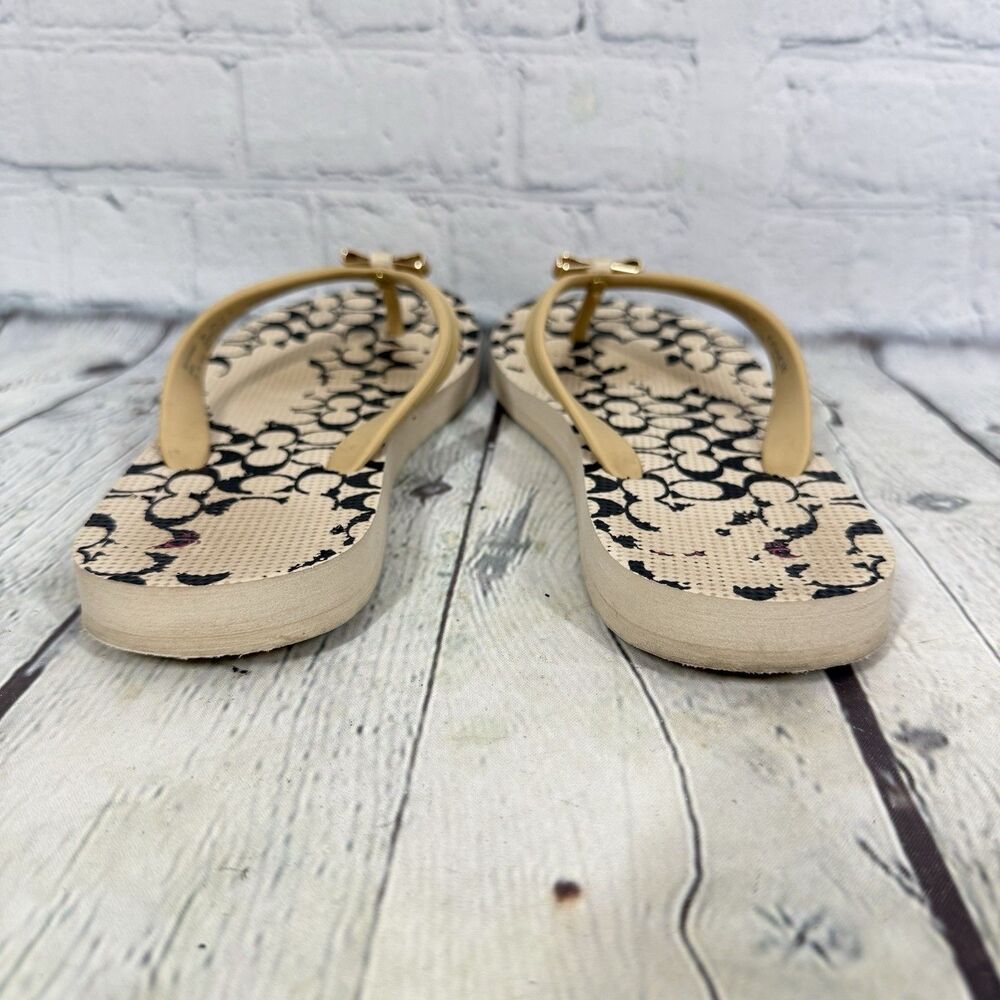 Coach Signature Print Flip Flops Sandals Women Size  6 Tan Logo Thong Summer - Picture 6 of 14